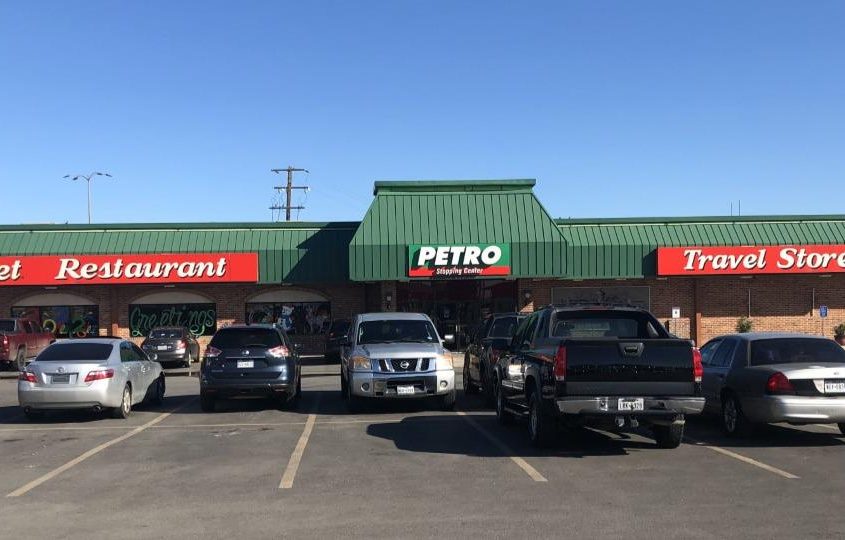 Petro in Hammond La is an parking lot nightmare